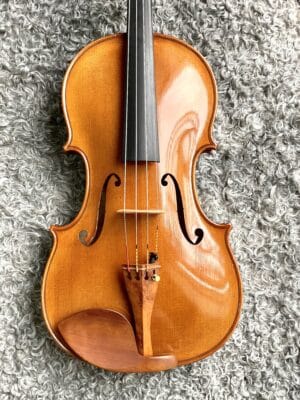 Underbar viola Rene Morizot